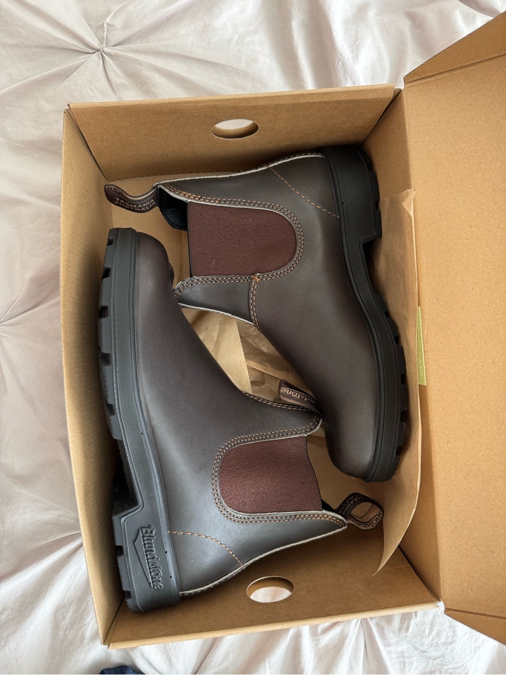 NEW Blundstone Dark Brown Leather Boots - Picture 3 of 4